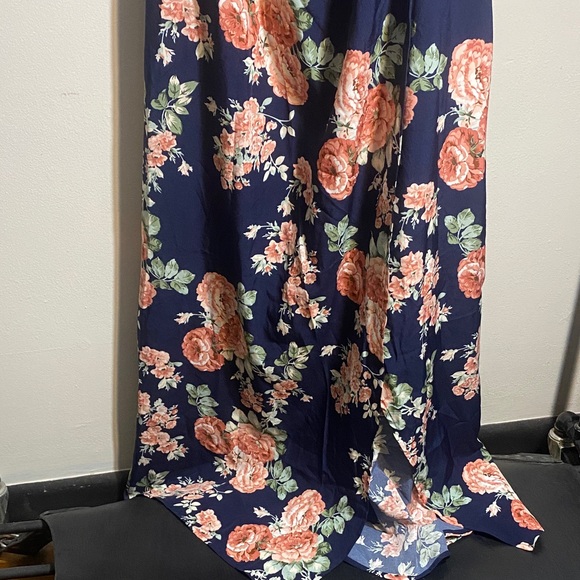 SHEIN Navy Floral Dress - Picture 2 of 5